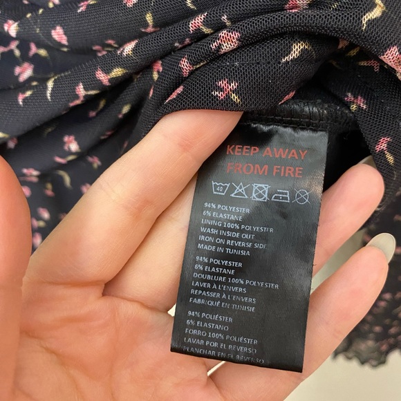 UO London sweetheart mesh top - Picture 5 of 7